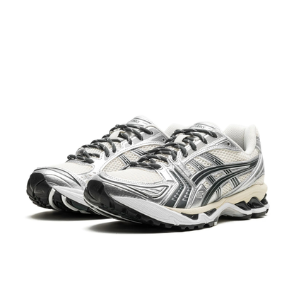ASICS GEL KYANO BLACK AND WHITE